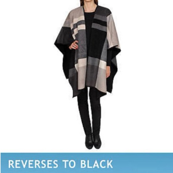 NEW! WOMEN'S IKE BEHAR REVERSIBLE FASHION WRAP - Picture 1 of 5
